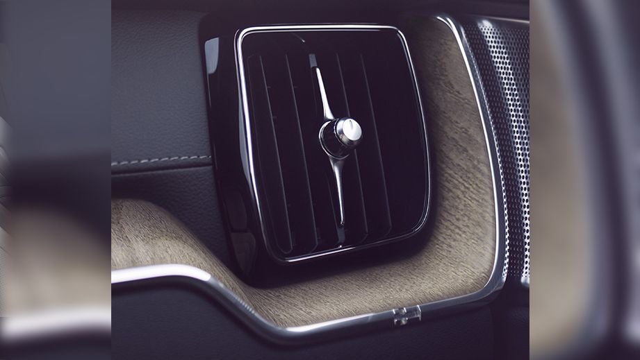 Dashboard air vent of a Volvo XC60