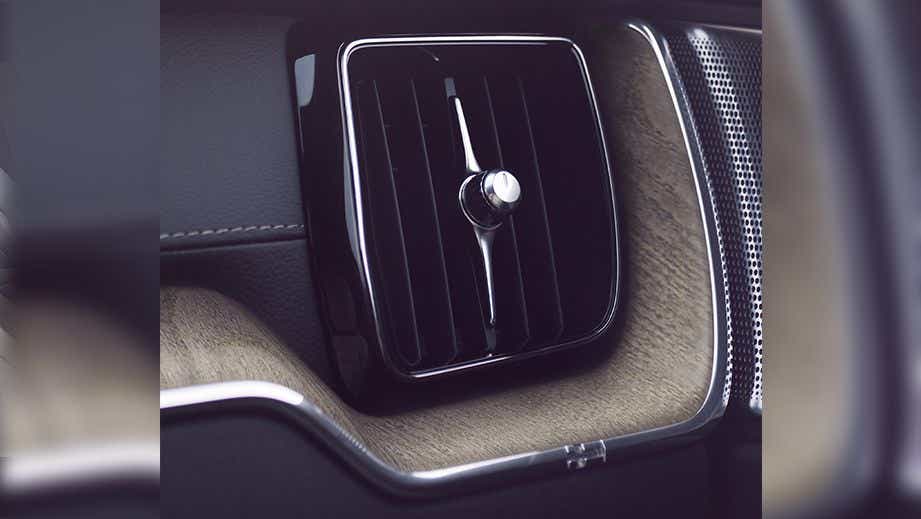 Dashboard air vent of a Volvo XC60