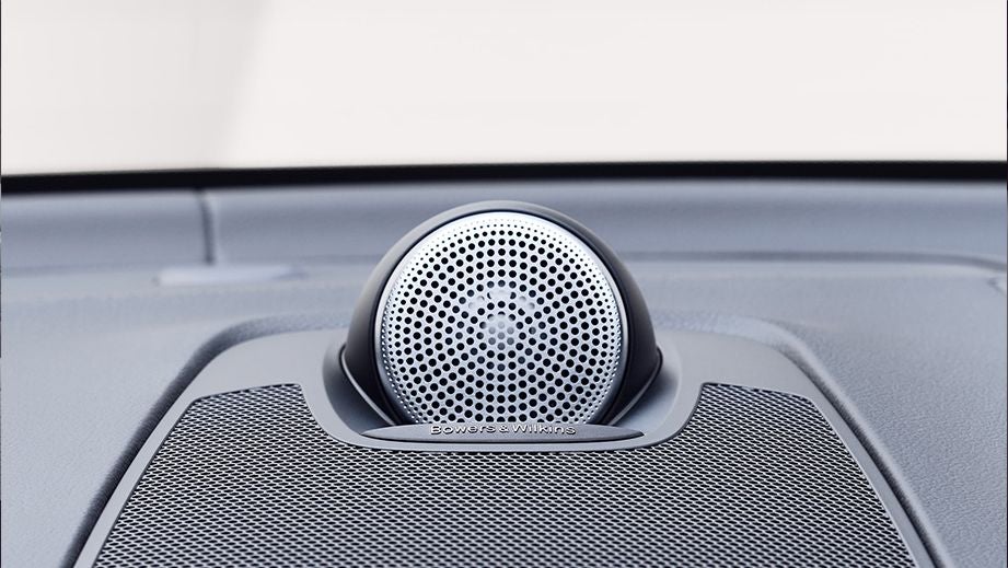 Bowers & Wilkins dashboard speaker of a Volvo XC60