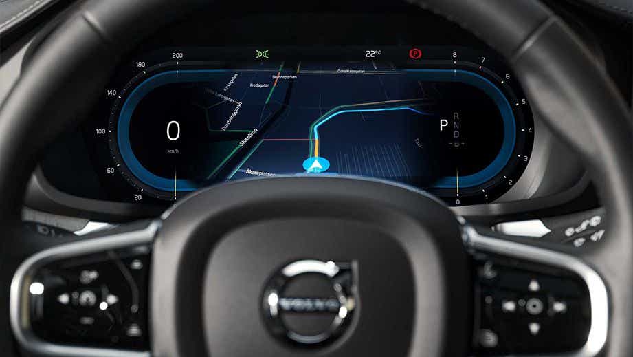 instrument cluster with navigation map of a Volvo XC90 2022-2024