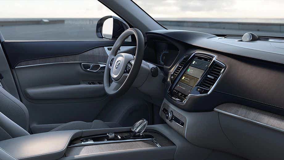 interior dashboard of a Volvo XC90 2022-2024