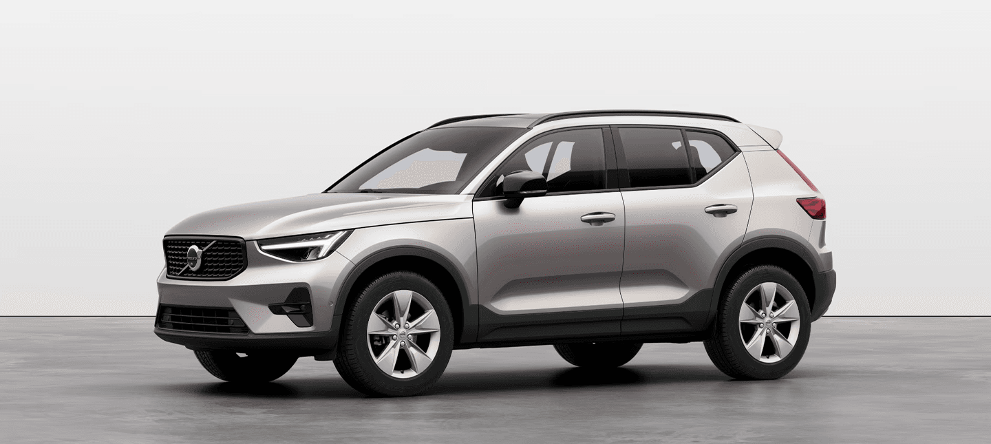 front three-quarter view of a Volvo XC40