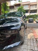 Front left headlight and bumper of a Hyundai Verna