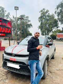 Front three-quarter of a Tata Nexon