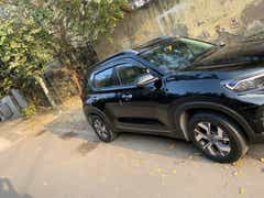 front three-quarter view of a Kia Sonet