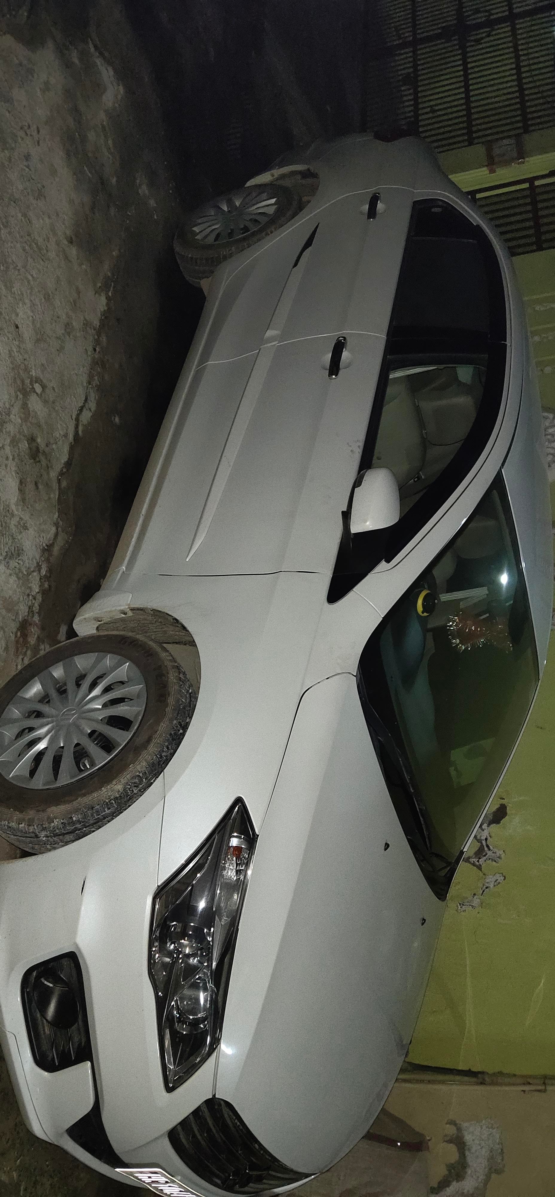 front three-quarter view of a Maruti Suzuki Ciaz