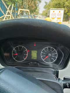 instrument cluster of a Mahindra Scorpio Classic