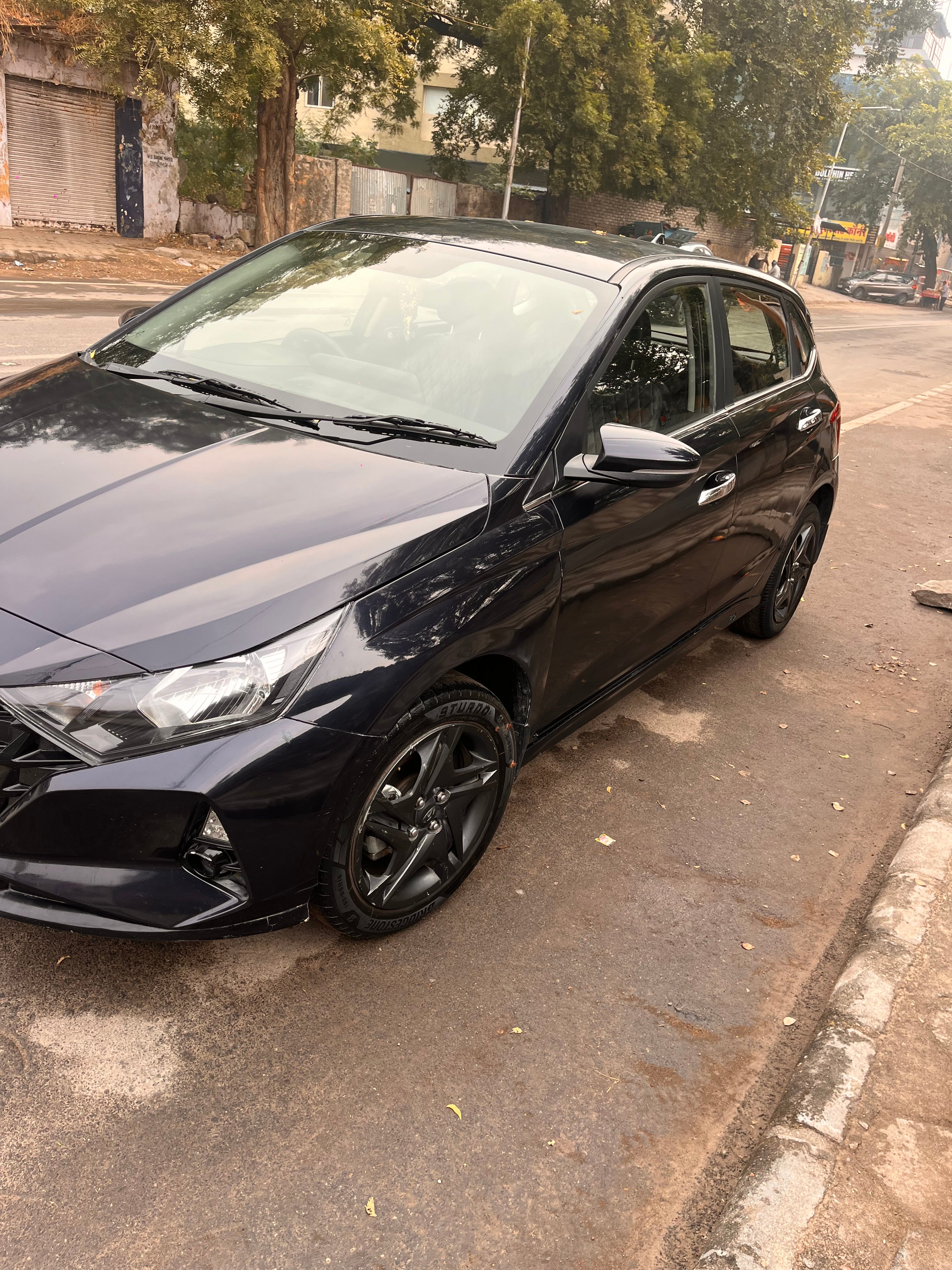 front three-quarter view of a Hyundai i20