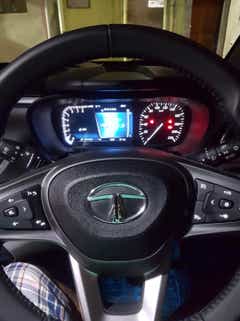 instrument cluster and steering wheel of a Tata Altroz 2020-2024