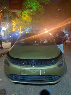 front view of a Tata Altroz 2020-2024