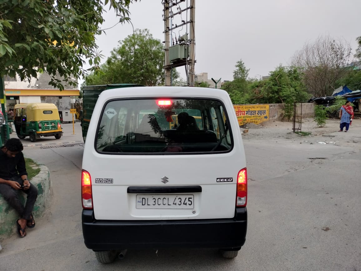 rear view of a Maruti Suzuki Eeco