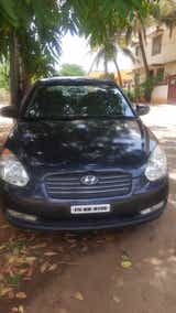 Front view of a Hyundai Verna