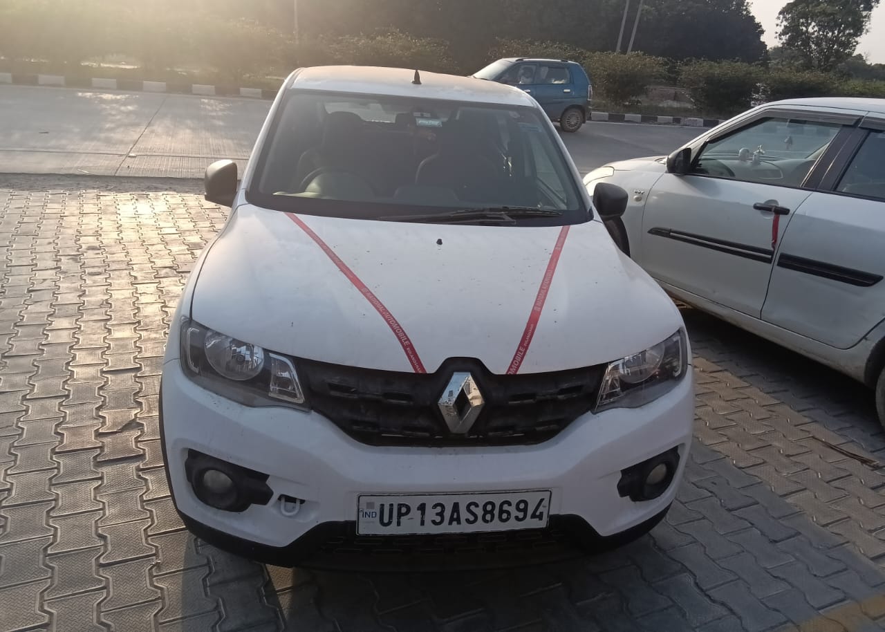 front view of a Renault KWID