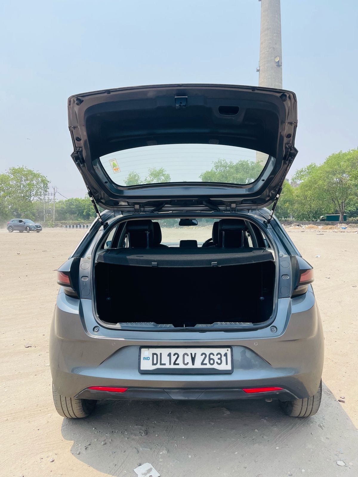 Open boot view of a Tata Altroz 2020-2024