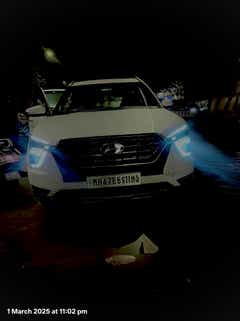 Front view of a Hyundai Alcazar