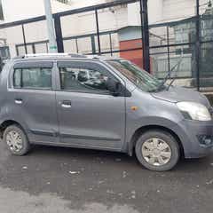 side view of a Maruti Suzuki Wagon R