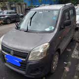 front three-quarter view of a Maruti Suzuki Wagon R