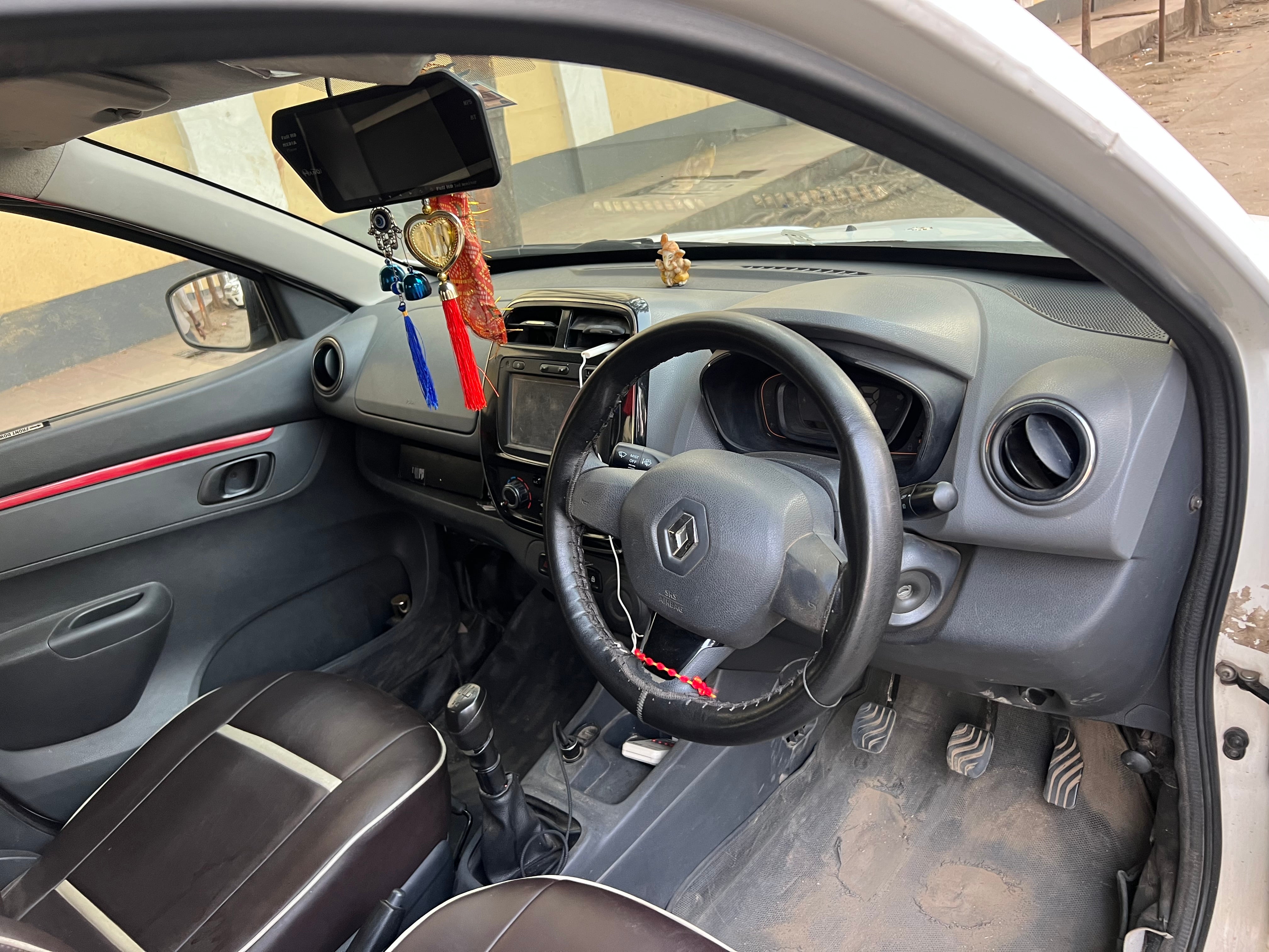 interior dashboard of a Renault KWID