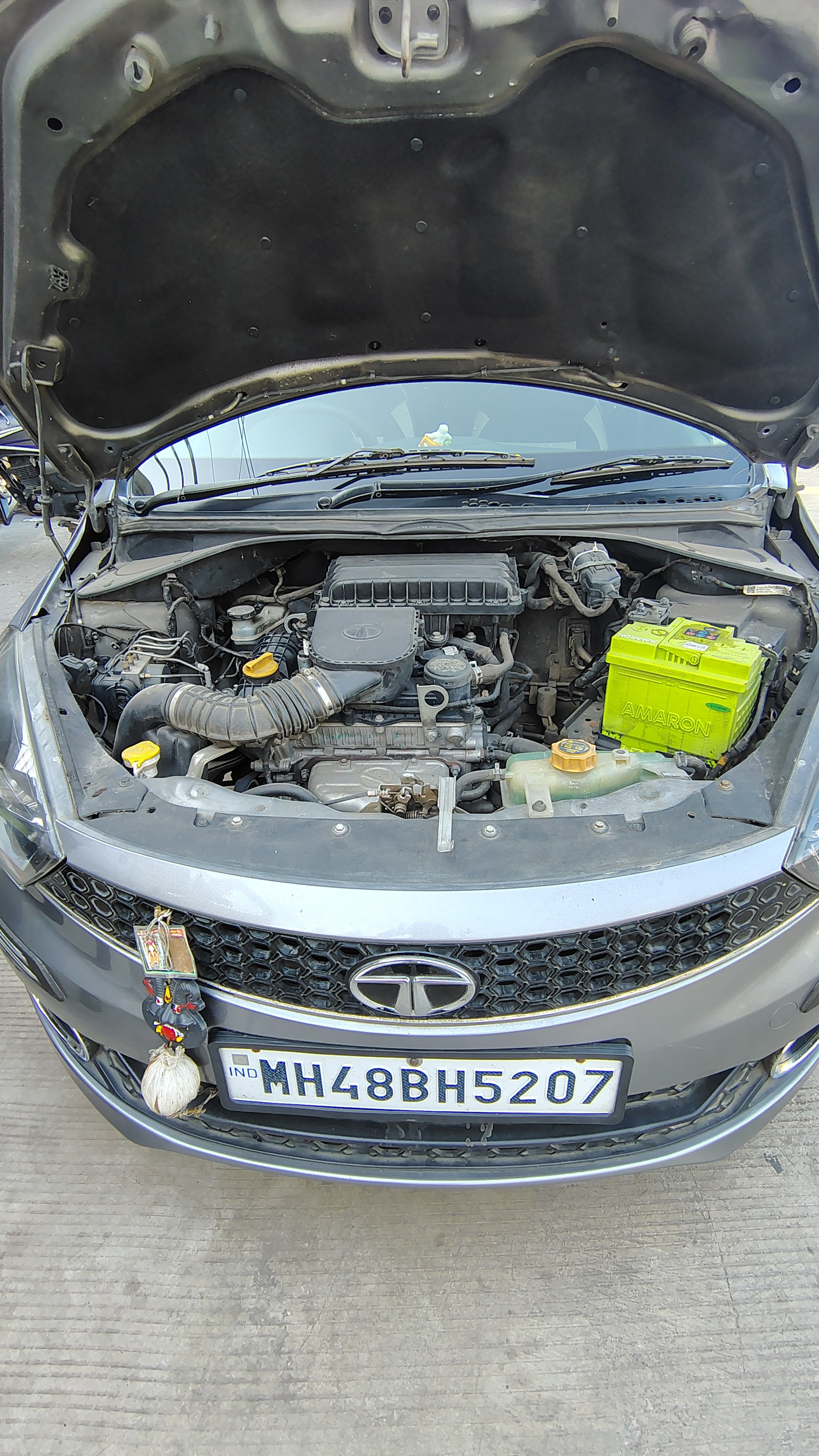 Engine bay of a Tata Tigor