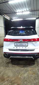Rear view of a MG Hector Plus ADAS