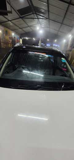 Front view of a MG Hector Plus