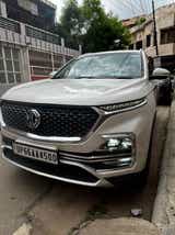 Front view of a MG Hector