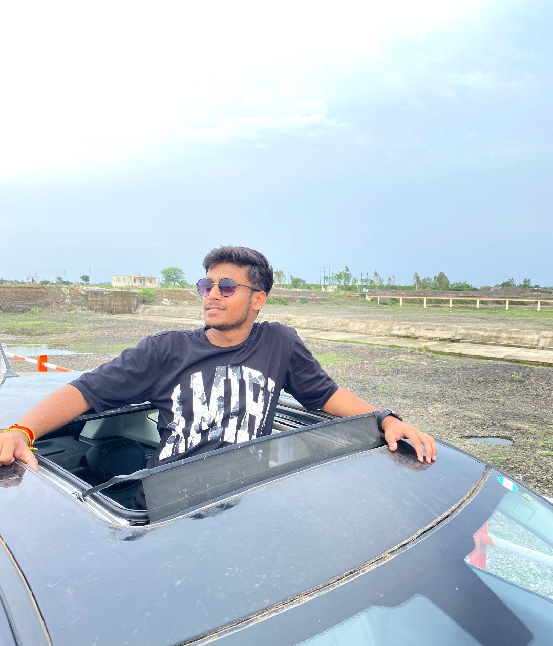 Sunroof view of a Tata Harrier 2019-2023