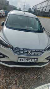 front view of a Maruti Suzuki Ertiga