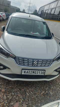 front view of a Maruti Suzuki Ertiga
