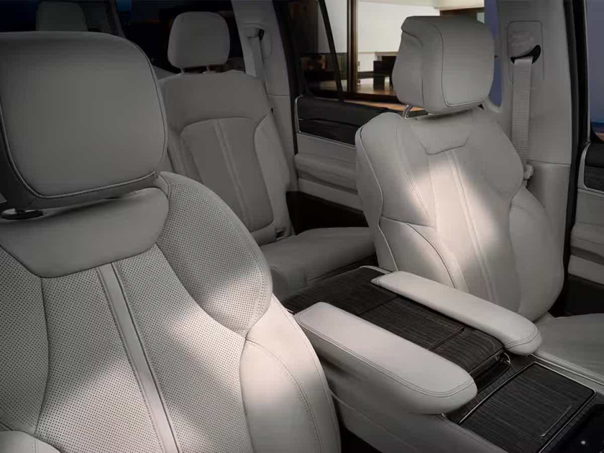 interior seats and front console of a Jeep Wagoneer