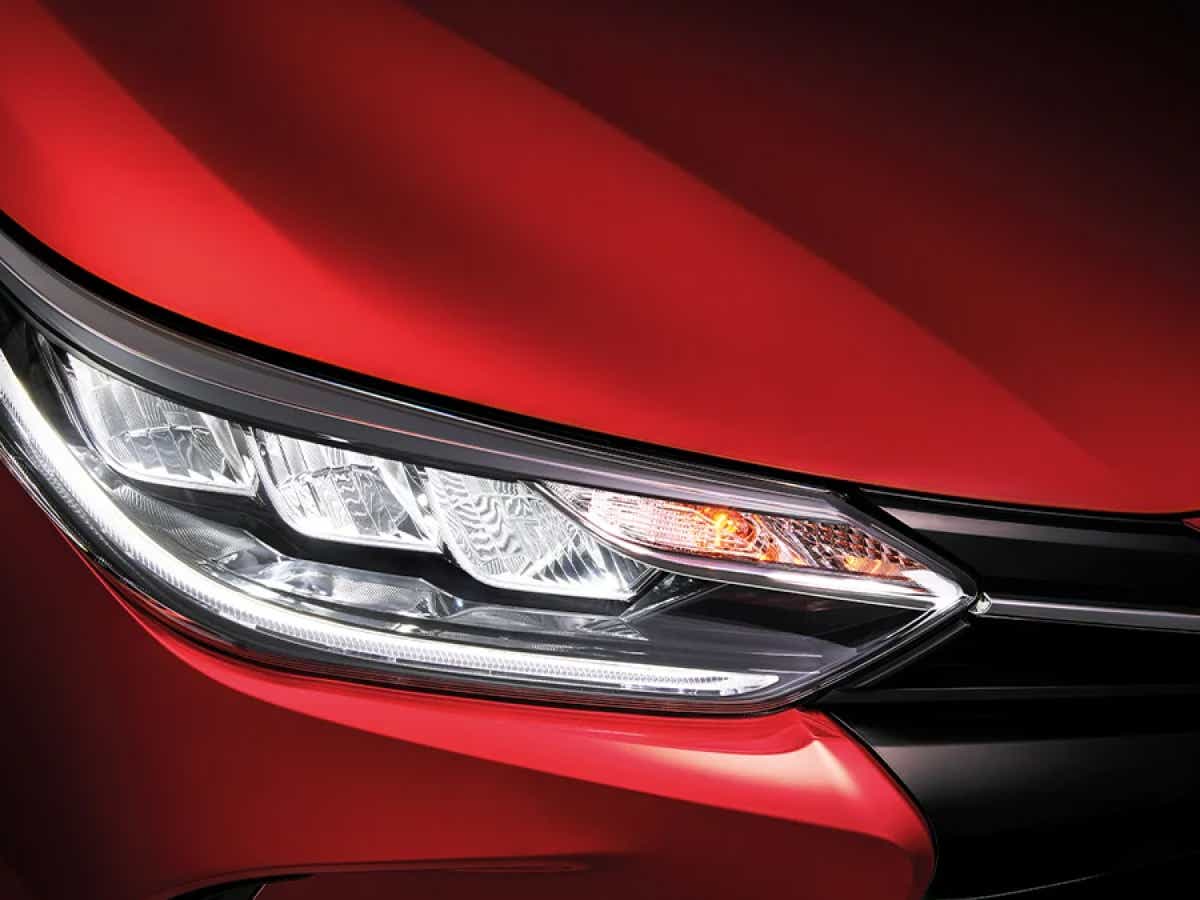 Headlight close-up of a Toyota Yaris Hatchback
