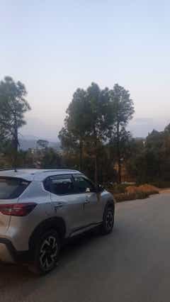 rear-side view of a Nissan Magnite 2020-2023