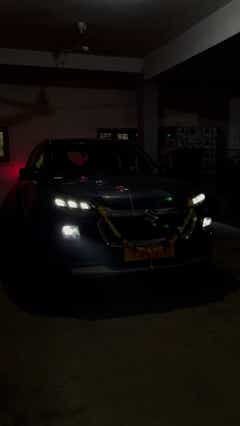 Front view of a Maruti Suzuki Grand Vitara