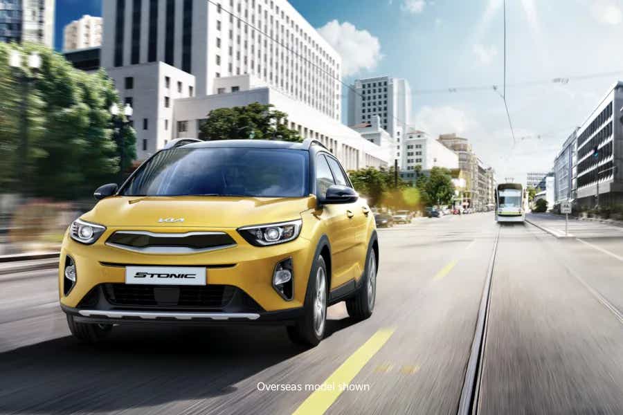front view of a Kia Stonic