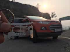 front view of a Ford Endeavour