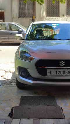 Front view of a Maruti Suzuki Swift 2021 - 2023