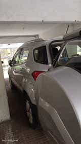 Rear three-quarter view of a Ford Endeavour