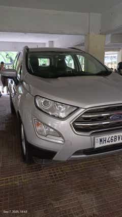 front view of a Ford Endeavour