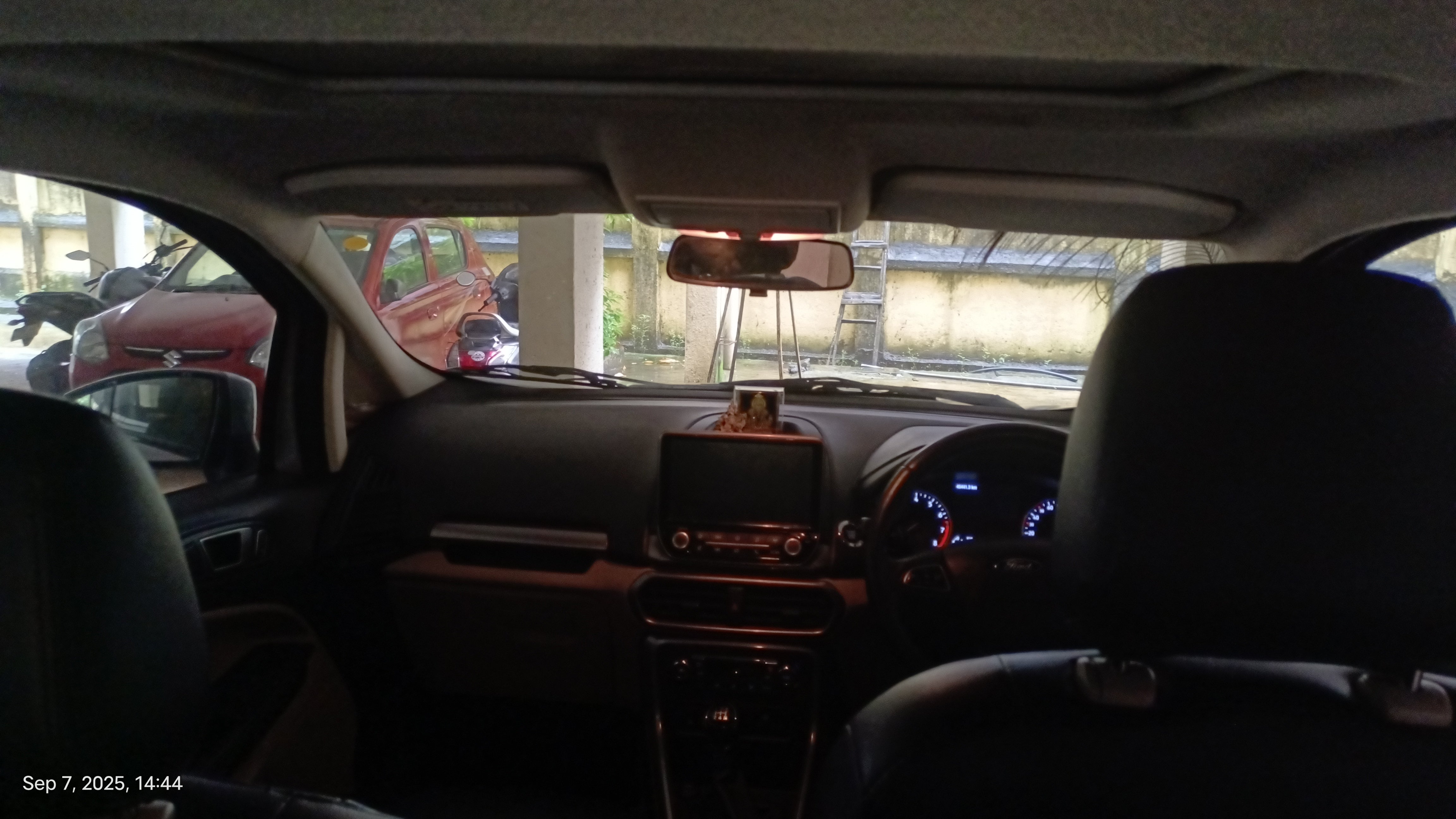 interior dashboard view of a Ford Endeavour