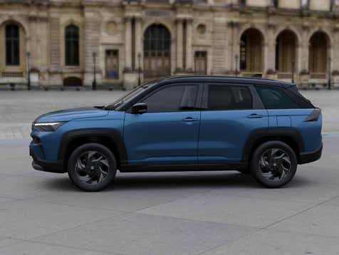 side view of a Eternal Blue with Bluish Black Roof Maruti Suzuki Victoris