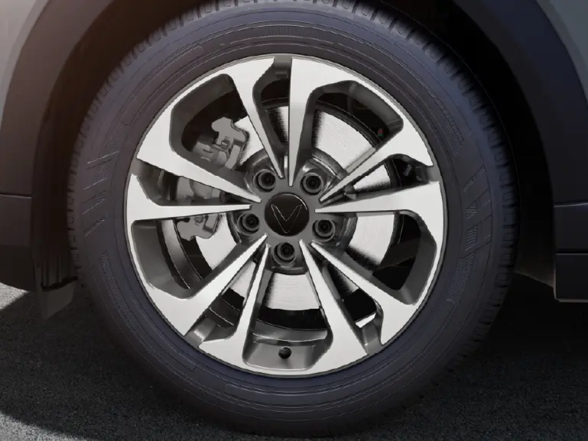 Close-up of a wheel on a Vinfast VF6