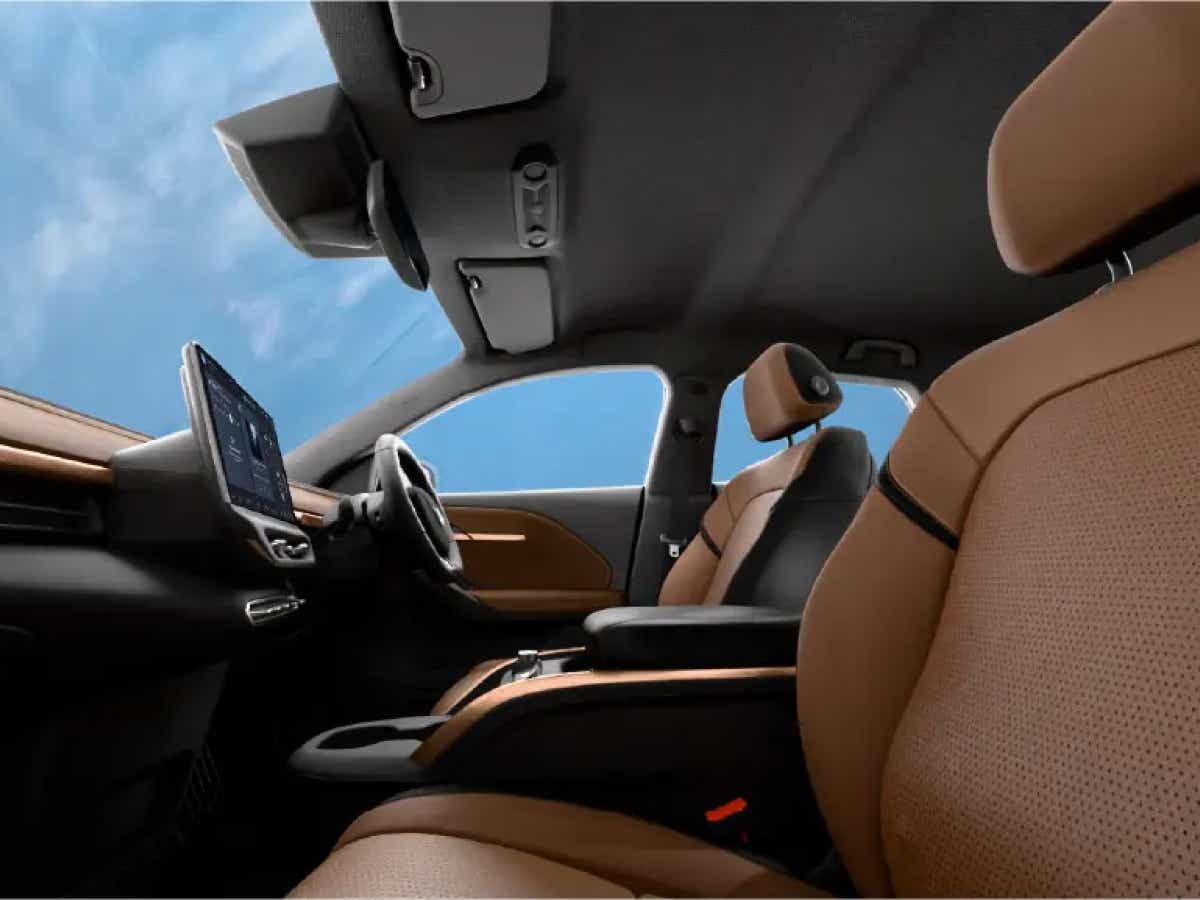 interior dashboard and front seats of a Vinfast VF6