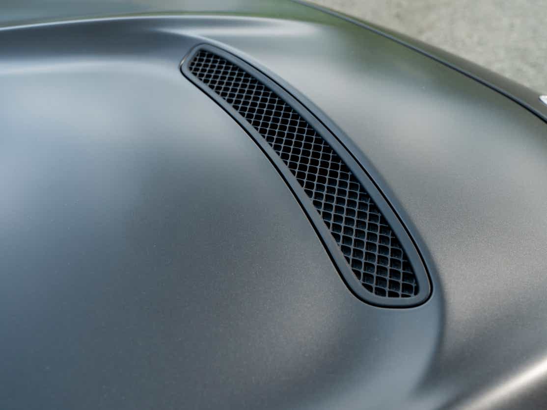 Bonnet vent close-up of a Mercedes-Benz AMG CLE 53 Coupe