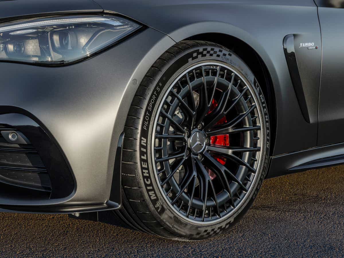 Front wheel and headlight close-up of a Mercedes-Benz AMG CLE 53 Coupe