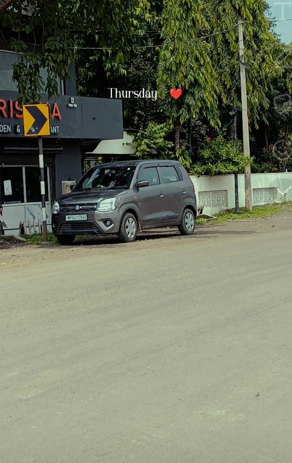 front three-quarter of a Maruti Suzuki Wagon R