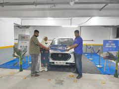 Front view of a storm white nissan magnite 2020-2023