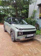 front three-quarter view of a Hyundai Exter