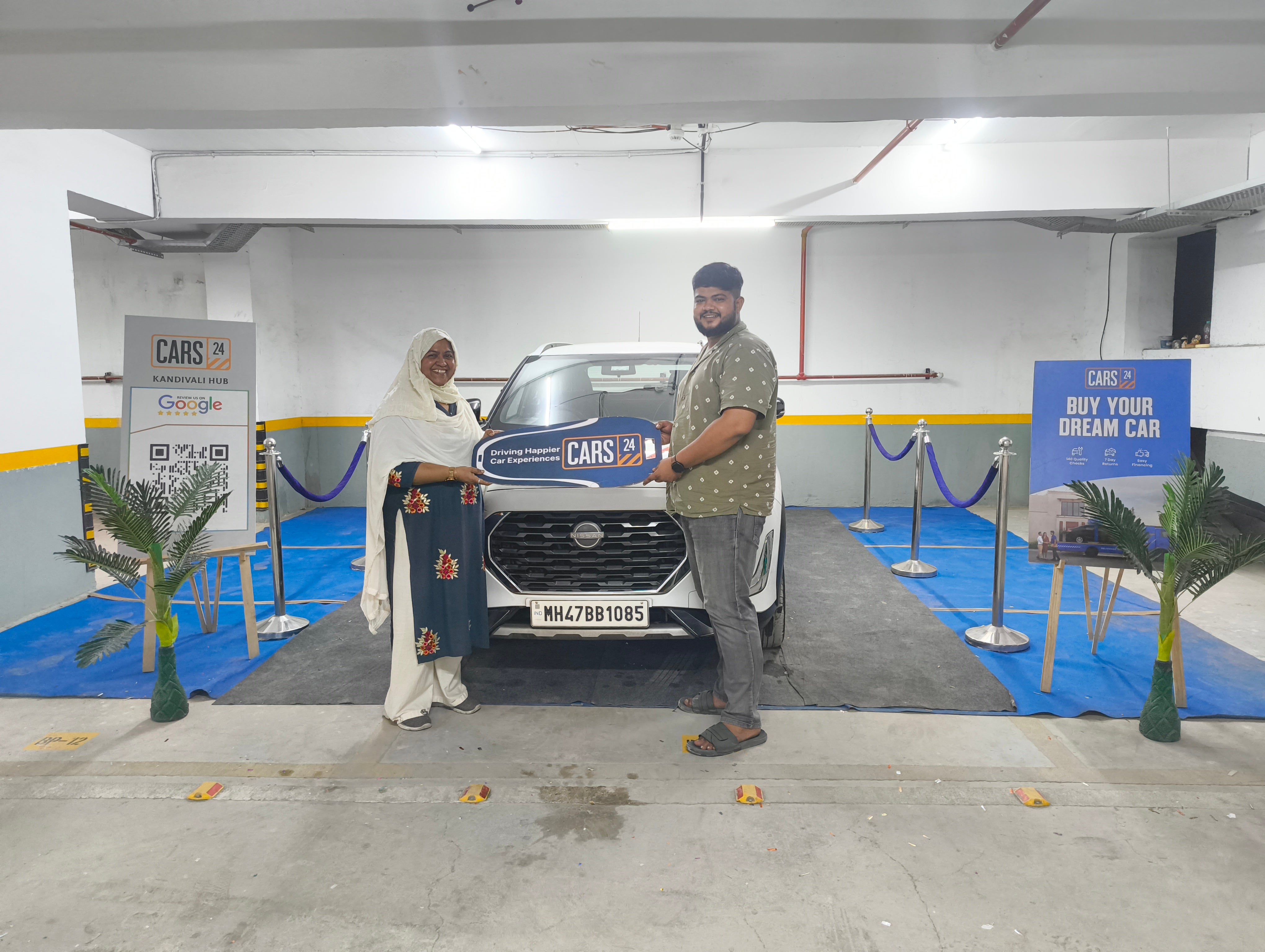 Front view of a storm white Nissan Magnite 2020-2023