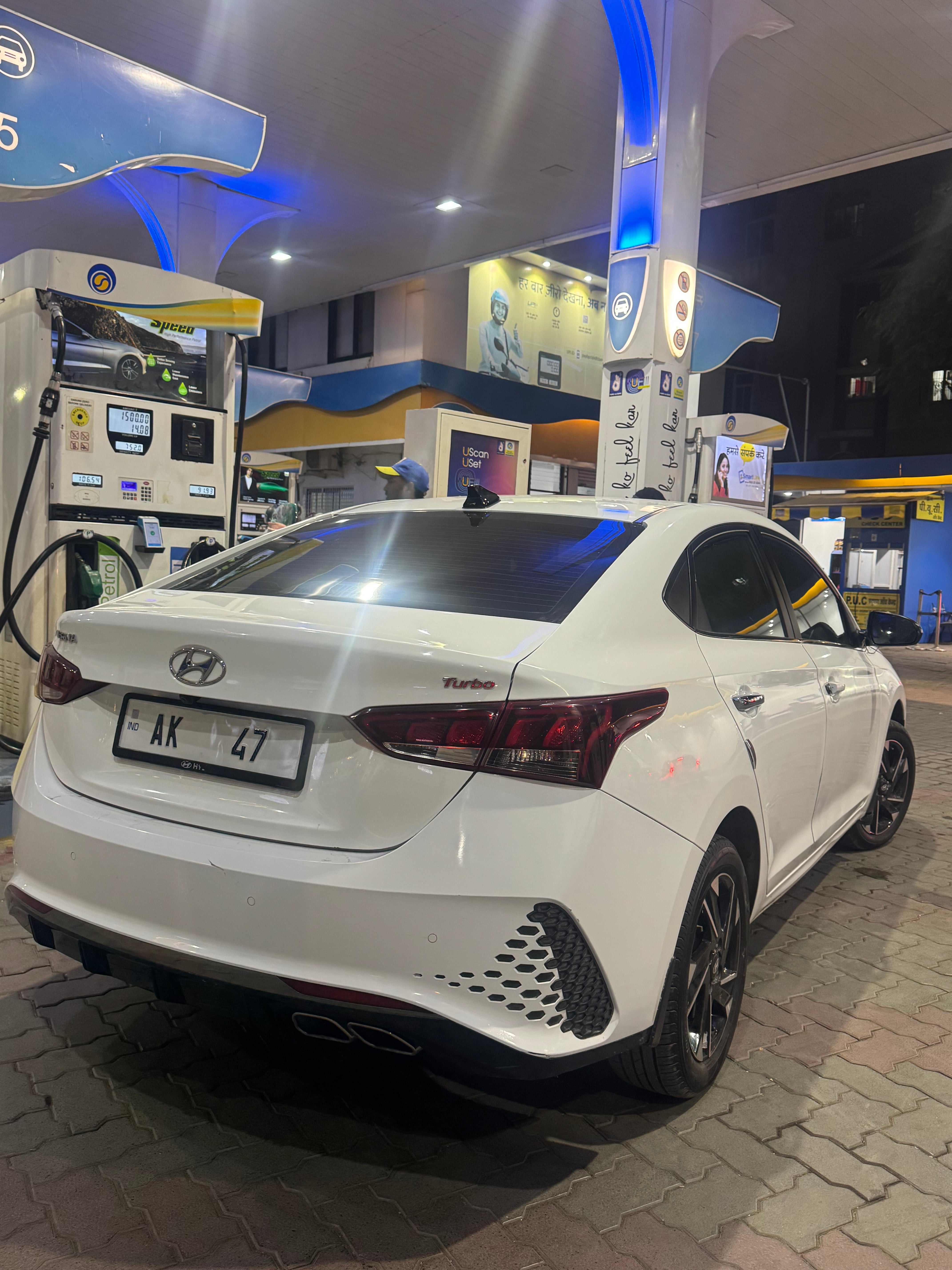 Rear three-quarter of a Hyundai Verna