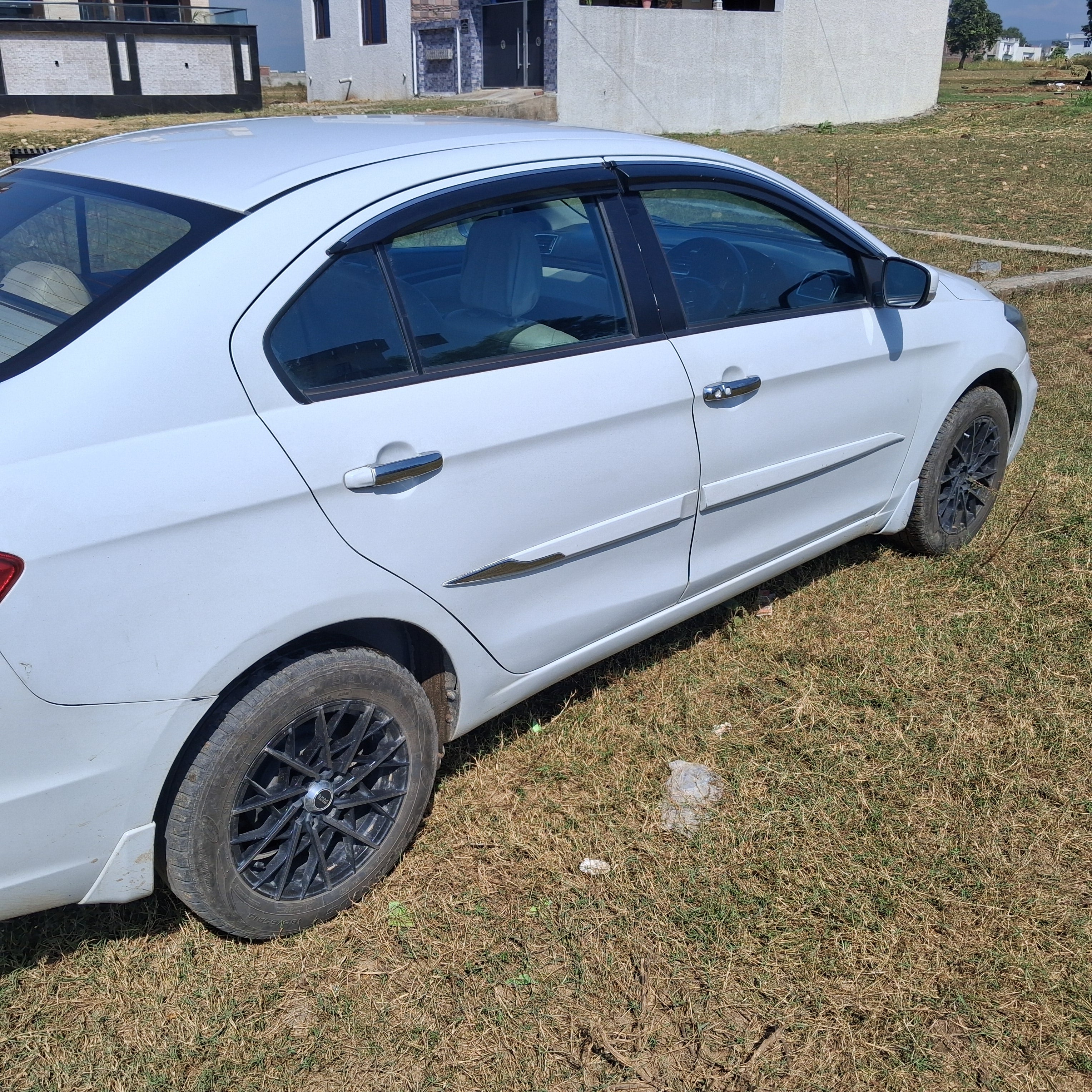 Side view of a Maruti Suzuki Ciaz